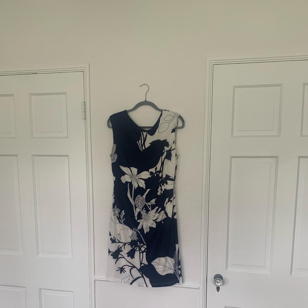 Ralph Lauren knee length dress, navy & cream floral design. Size 16 (runs small)